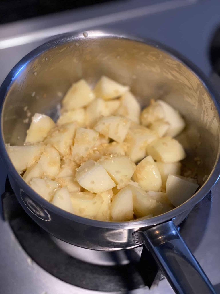 potato mixed with minced garlic